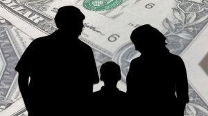 család_pénz